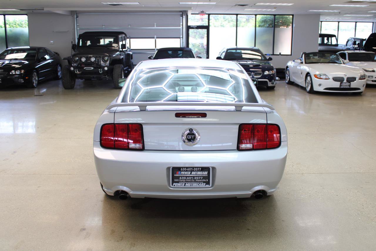 Used 2005 Ford Mustang GT RWD image 19