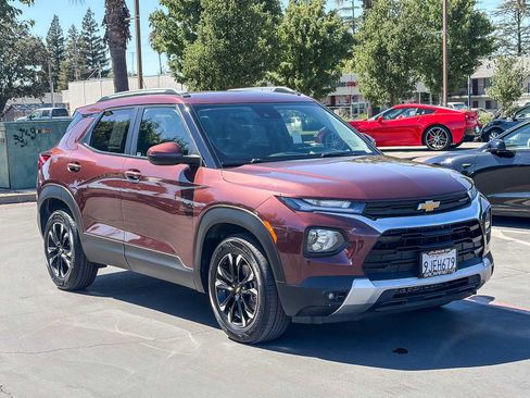 Used 2023 Chevrolet TrailBlazer LT FWD image 6