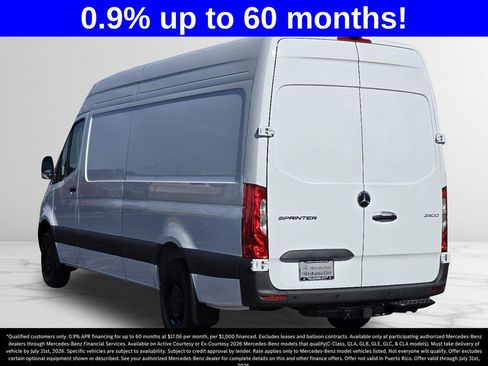 Used 2025 Mercedes-Benz Sprinter 2500 image 4