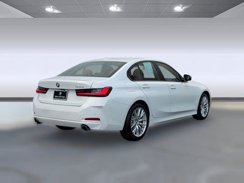 Certified 2023 BMW 330i Sedan w/ Parking Assistance Package RWD image 9
