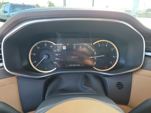 Used 2022 Jaguar F-PACE S AWD/4WD image 26