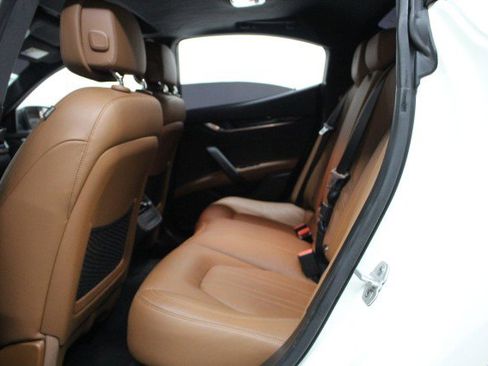 Used 2022 Maserati Ghibli Modena Q4 image 28