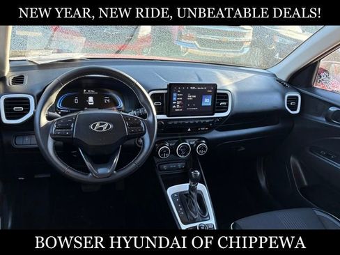 Certified 2023 Hyundai Venue Limited image 11