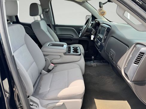 Used 2016 Chevrolet Silverado 1500 Custom w/ Custom Convenience Package AWD/4WD image 27