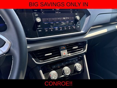Used 2023 Volkswagen Taos SE FWD image 20
