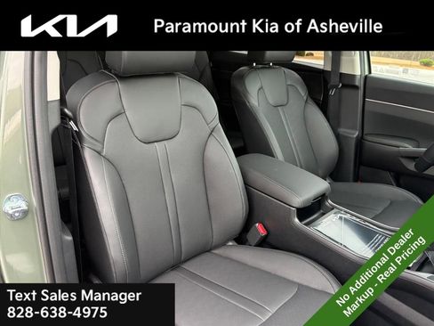New 2026 Kia Sorento X-Line EX image 21