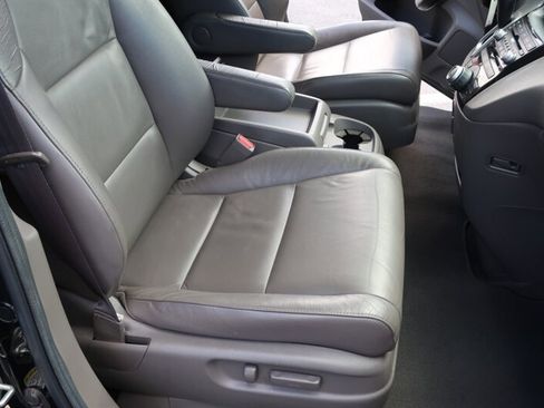 Used 2013 Honda Odyssey Touring image 26