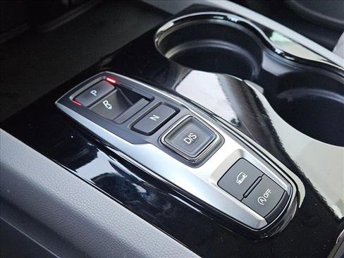 Used 2017 Honda Pilot Touring image 12