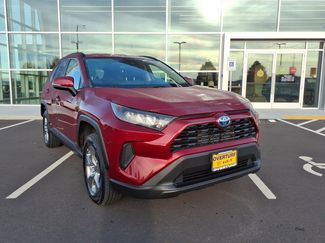 Used 2022 Toyota RAV4 LE video 1