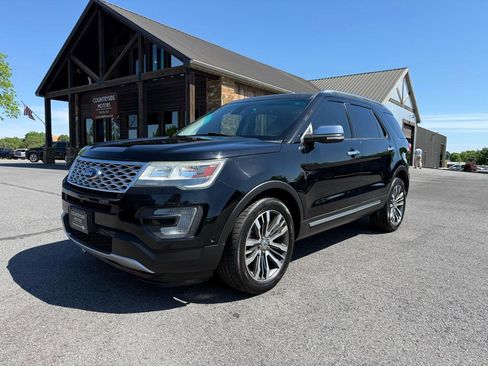 Used 2016 Ford Explorer Platinum AWD/4WD image 2