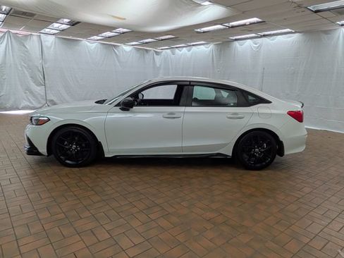 Used 2022 Honda Civic Sport image 4