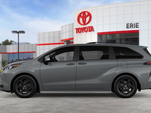 New 2026 Toyota Sienna XLE Woodland Edition image 6