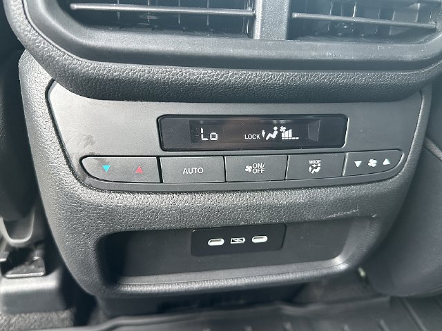Used 2024 Honda Pilot EX-L image 19