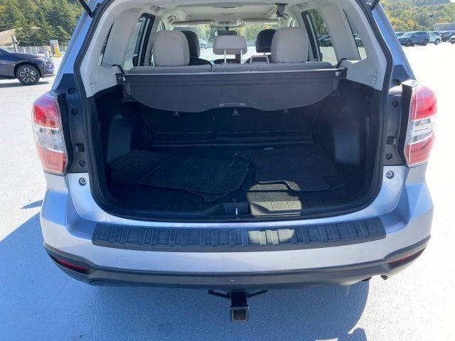 Used 2016 Subaru Forester 2.5i Premium w/ All-Weather Package AWD/4WD image 8
