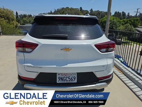 Used 2025 Chevrolet TrailBlazer LT FWD image 5