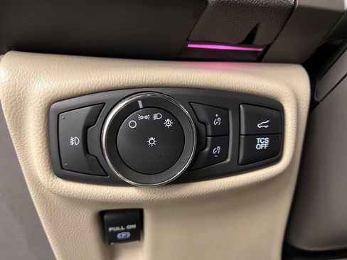 Used 2020 Lincoln Nautilus Reserve w/ Equipment Group 201A AWD/4WD image 22