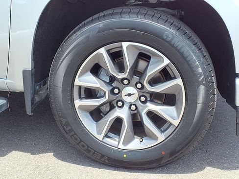 Used 2020 Chevrolet Silverado 1500 RST w/ All-Star Edition RWD image 11