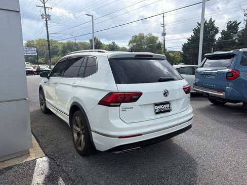 Used 2018 Volkswagen Tiguan SEL FWD image 5