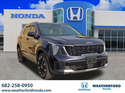 Used 2025 Kia Sorento EX w/ Panoramic Sunroof Package image 1