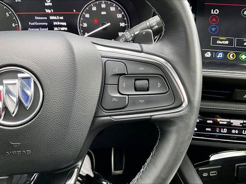 Used 2023 Buick Envision Essence w/ Sport Touring Package AWD/4WD image 18