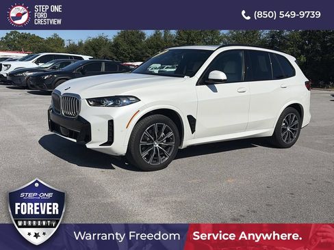 Used 2025 BMW X5 sDrive40i w/ M Sport Package RWD image 1