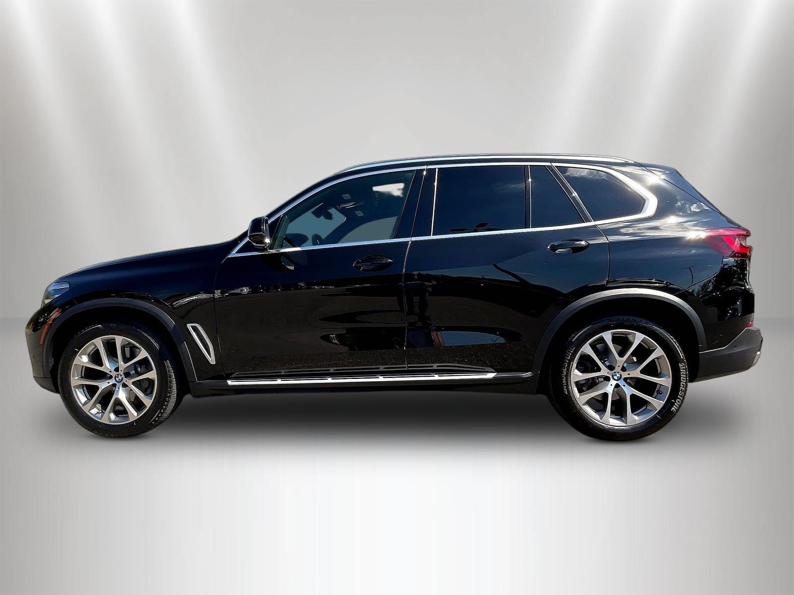 Used 2022 BMW X5 xDrive40i w/ Premium Package AWD/4WD image 8