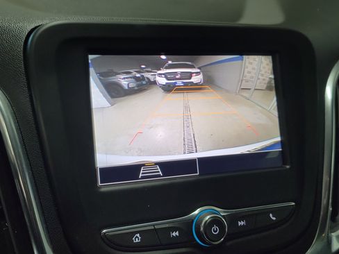 Used 2023 Chevrolet Equinox LS w/ LS Convenience Package image 28