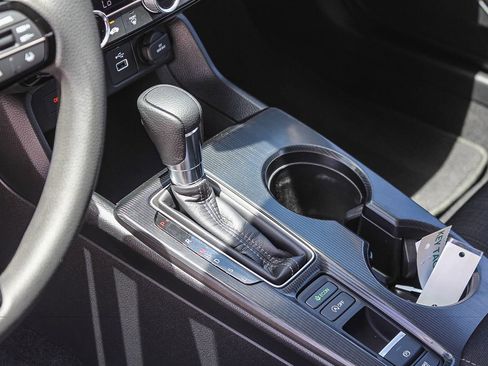 Certified 2024 Honda Civic LX image 20