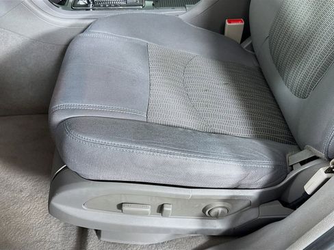 Used 2016 Chevrolet Traverse LT w/ Style and Technology Package image 19