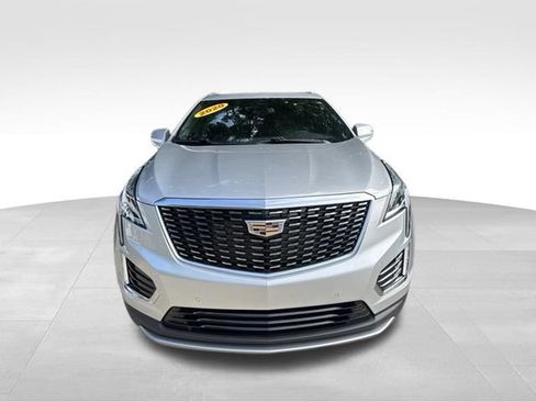Used 2020 Cadillac XT5 Premium Luxury AWD/4WD image 2