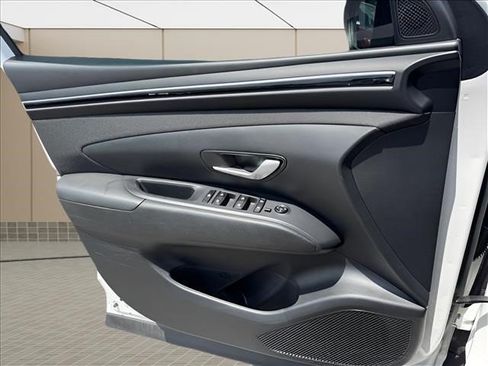 Certified 2023 Hyundai Tucson SEL w/ Convenience Package FWD image 23