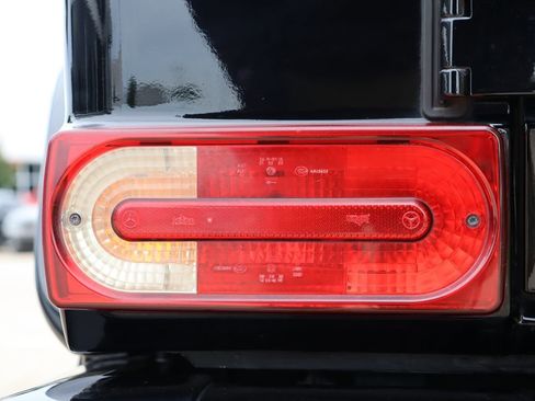 Used 2016 Mercedes-Benz G 63 AMG 4MATIC image 12