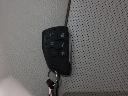 Used 2026 GMC Yukon XL Denali w/ Denali Reserve Package image 42