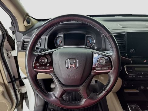 Used 2020 Honda Pilot Elite image 11