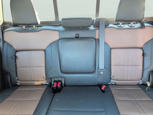 Used 2024 Chevrolet Silverado 2500 High Country w/ High Country Premium Package image 22