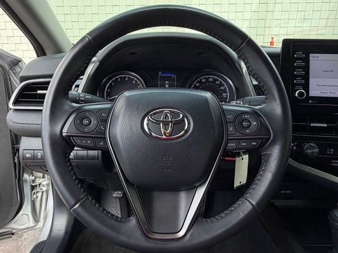 Certified 2022 Toyota Camry SE image 20