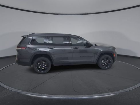 New 2026 Jeep Grand Cherokee L Limited w/ Limited Altitude Package AWD/4WD image 16