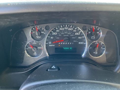 Used 2009 Chevrolet Express 2500 image 23