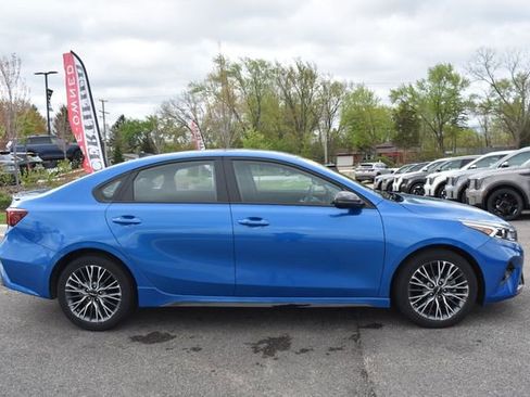 Certified 2023 Kia Forte GT-Line FWD image 2