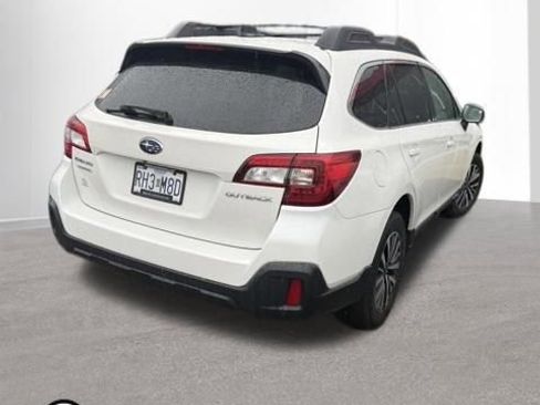 Used 2019 Subaru Outback 2.5i Premium AWD/4WD image 4