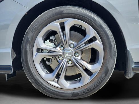 Certified 2024 Honda Accord EX-L image 11