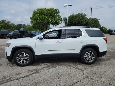 Used 2020 GMC Acadia SLE w/ Driver Convenience Package FWD image 8