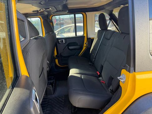 Used 2021 Jeep Wrangler Unlimited Sport AWD/4WD image 12
