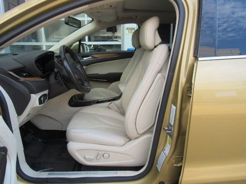 Used 2015 Lincoln MKC FWD w/ Equipment Group 102A Reserve image 14