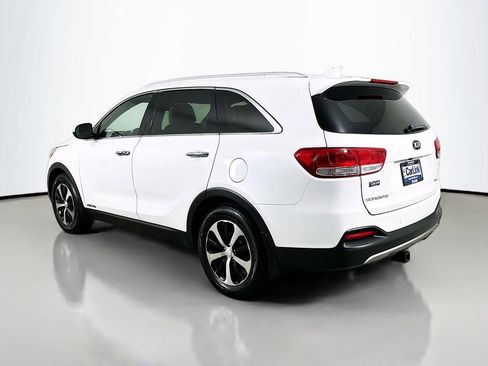 Used 2017 Kia Sorento EX image 5