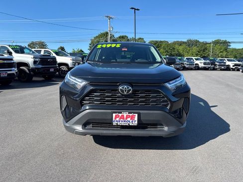 Used 2023 Toyota RAV4 LE AWD/4WD image 10
