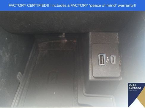 Used 2023 Ford Edge Titanium AWD/4WD image 35