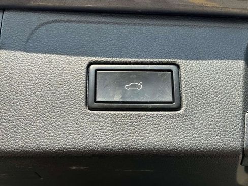 Used 2019 Volkswagen Atlas SEL image 23