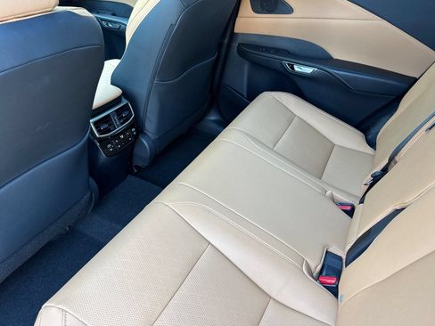 Used 2023 Lexus RX 350 w/ Cold Area Package AWD/4WD image 13
