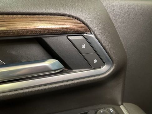 Used 2025 Chevrolet Silverado 2500 LT w/ Convenience Package image 52